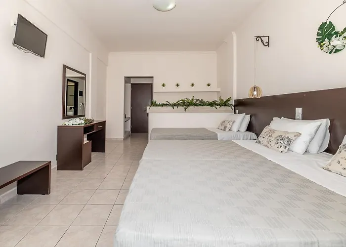 Mouria Studios & Apartments