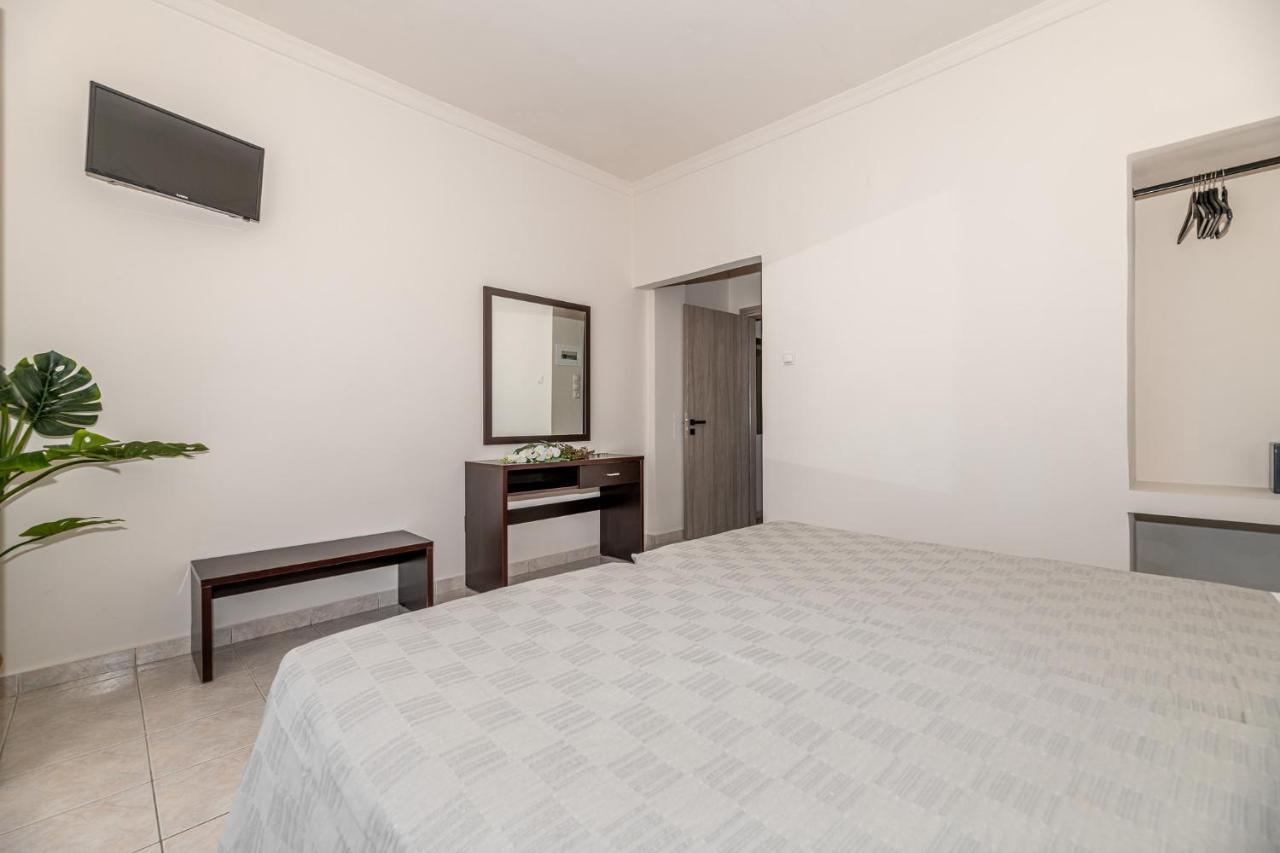 Mouria & Apartament Laganas